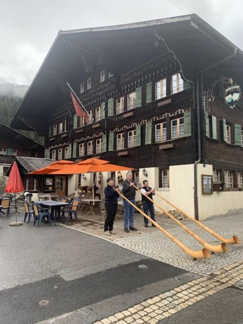 Auberge De L'Ours Vers L'Eglise Exterior foto